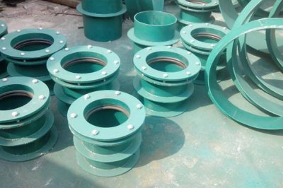 管道施工时防水套管应注意哪些因素